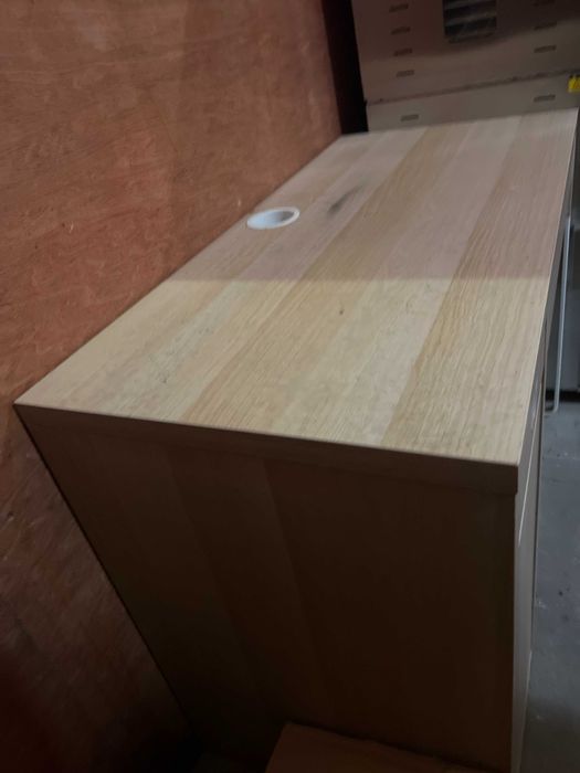 Бюро с чекмедже 105x50 см — светъл дървен плот