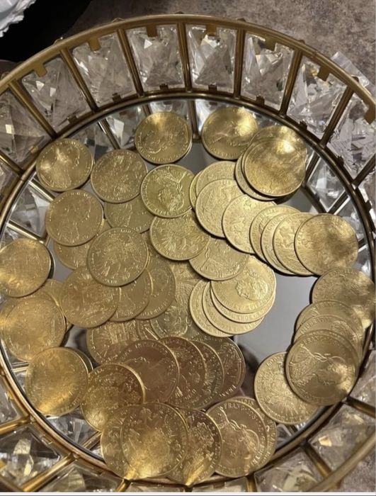Vand monede placte cu aur de 24 k 1/1cu cele originale