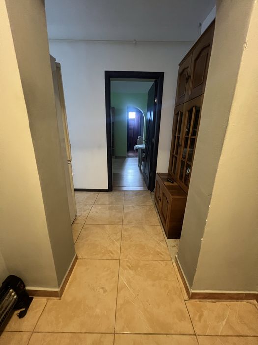 Inchiriez apartament 2 camere in Rosiori de Vede