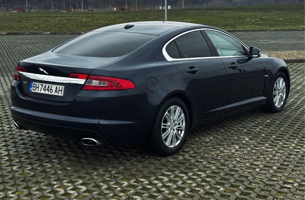 Vand Jaguar XF 2.7 V6