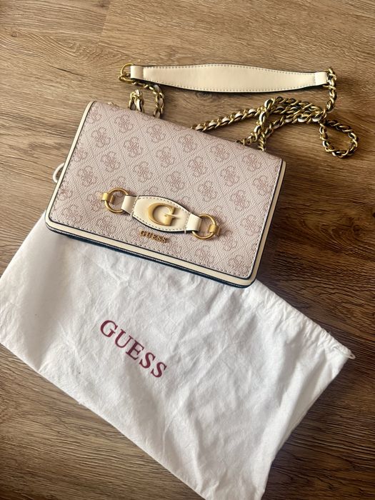 Дамска чанта guess