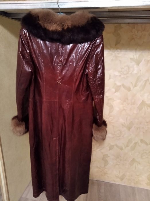 Женская дубленка