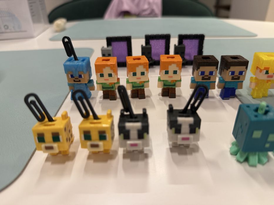 Kinder mineckraft играчки