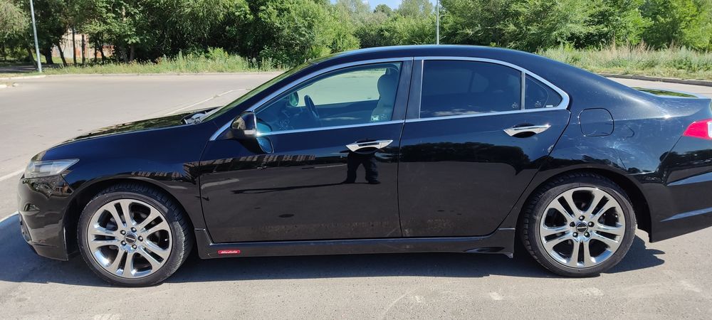 Автомобиль продам