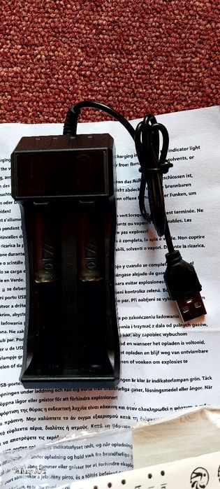 Încărcător baterii 2 sloturi usb