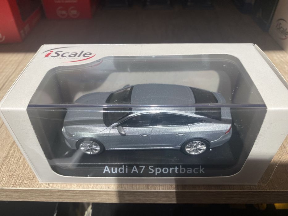 iScale AUDI A7 Sportback machetă auto scara 1:43 gri