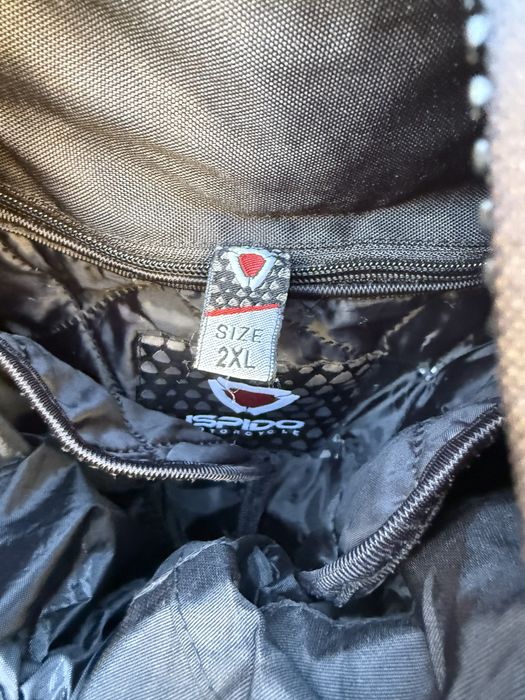 Мото екип почти нов