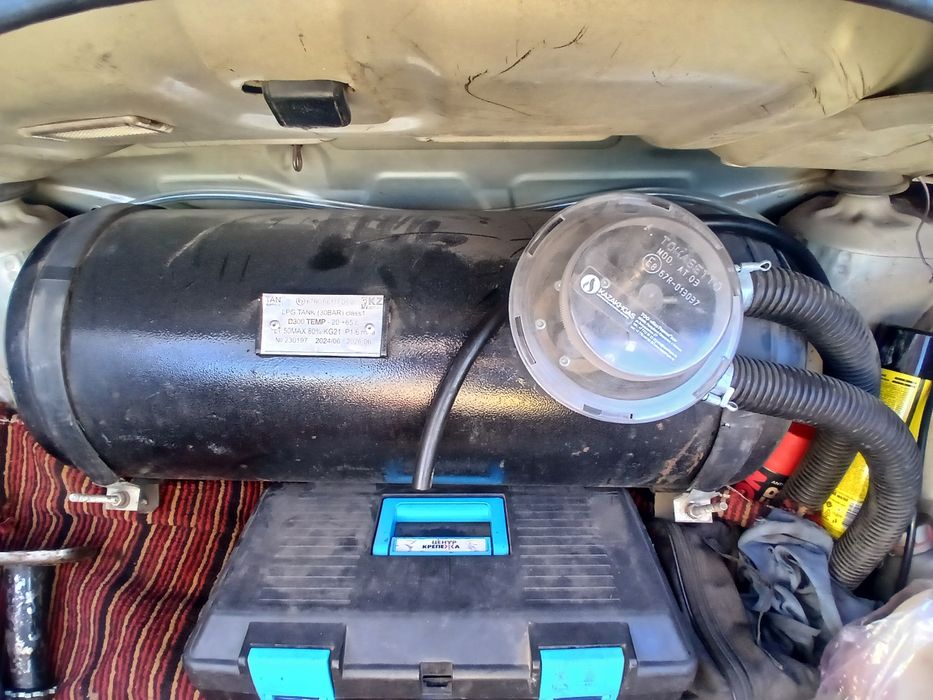 Продам Ауди 80 б 2.