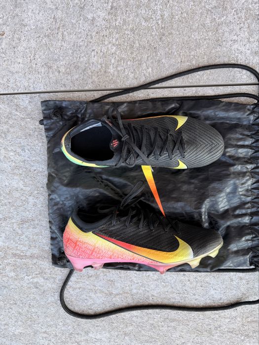 Ghete de fotbal nike acc