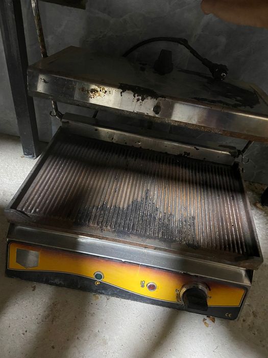 Продам Тостер Ремта