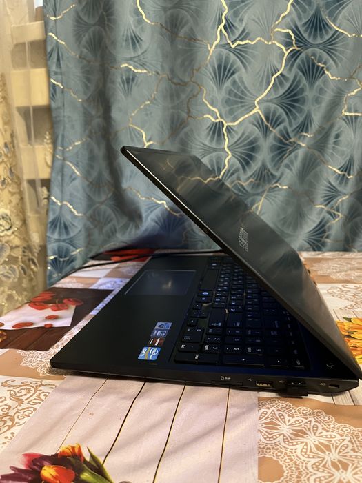 Ноутбокза дешеве цене 50к