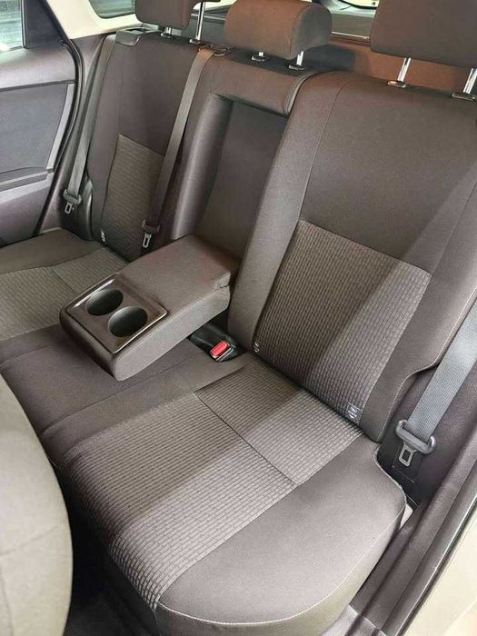 Toyota Auris 2015г 2.0 D-4D без забележки