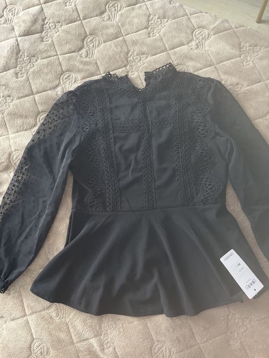 Продается кофта новый  черный  размер 48