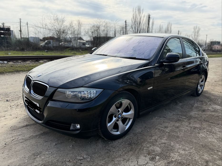 Capota faruri aripa trager usa bmw e90 e91 lci