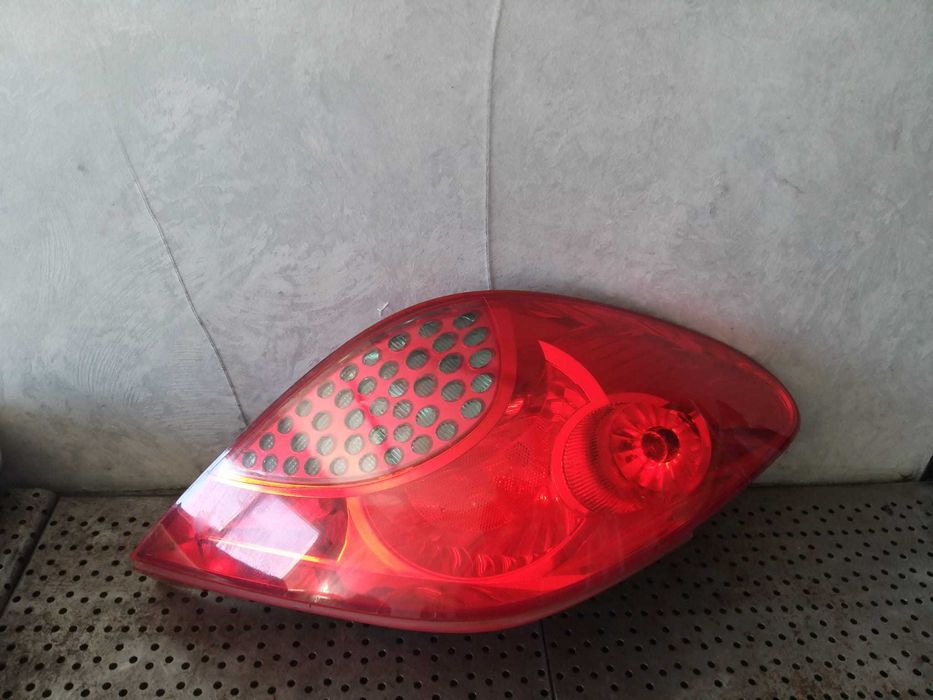 Stop tripla lampa stanga peugeot 207 wa wc hatchback 964998668003