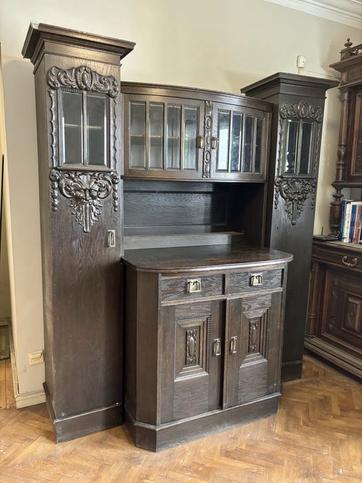 Ретро/винтидж бюфет 2 броя - дърво масив с дърворезба