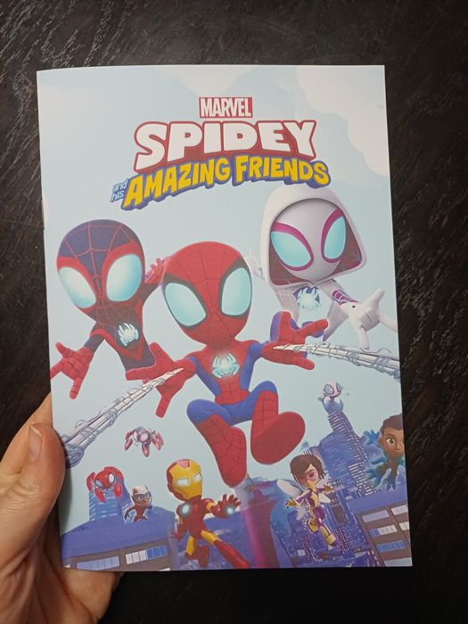 Мини активни книжки с Елза, Пес Патрул, Стич, Пепа, Спайди