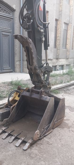 Ekskavator Hyundai 60