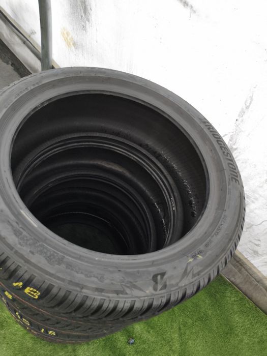 235.45.18 2x Bridgestone 2x Pirelli