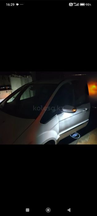 Ford Galaxy 2010