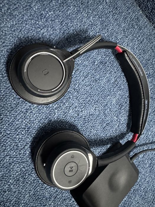 Plantronics Voyager Focus