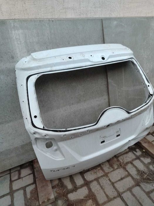 Крышка багажник Tucson 2023