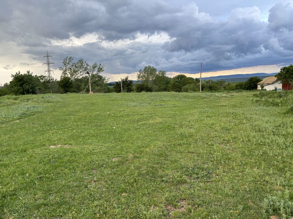 Продава се Парцел в с. Медовина, Област Търговище - 15000 кв.м за 13 €/кв.м - Снимка #3