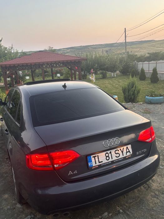 Vand Audi a4 b8.