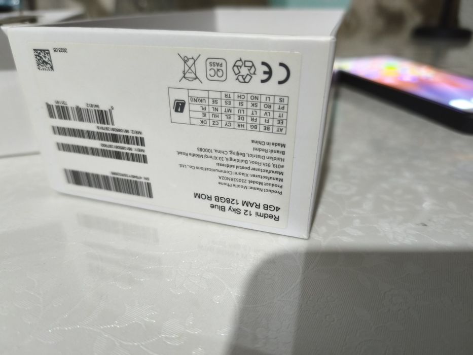 Продам телефон Redmi 12 Note Pro.