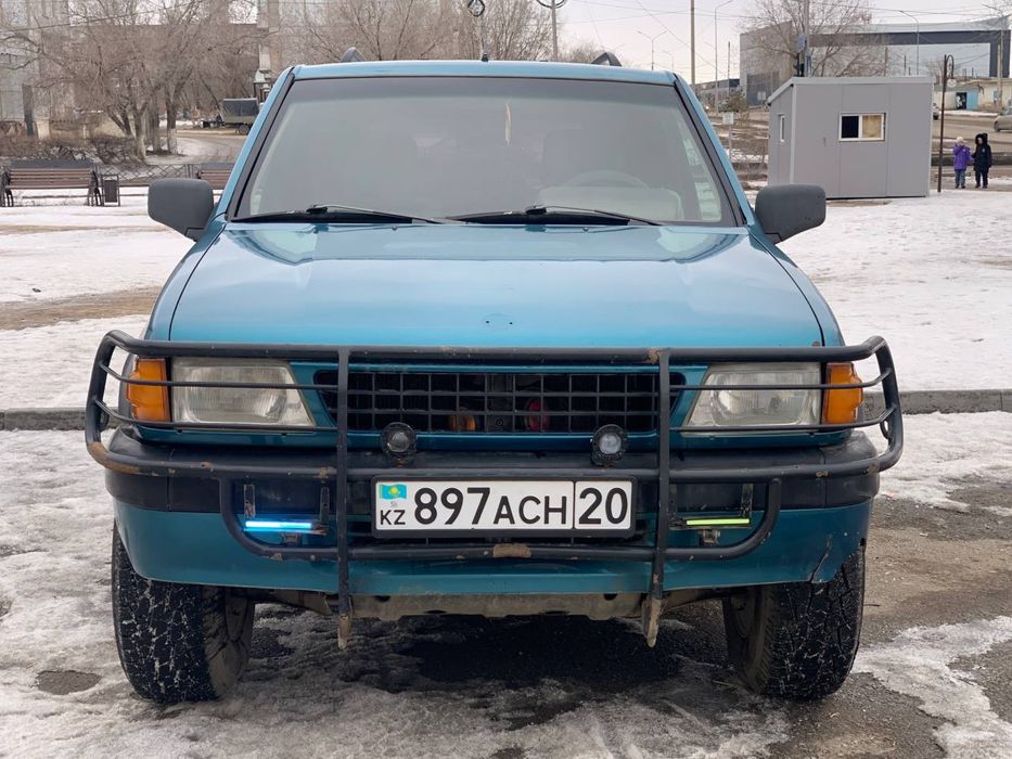 Opel fronterra 1993 2,4i