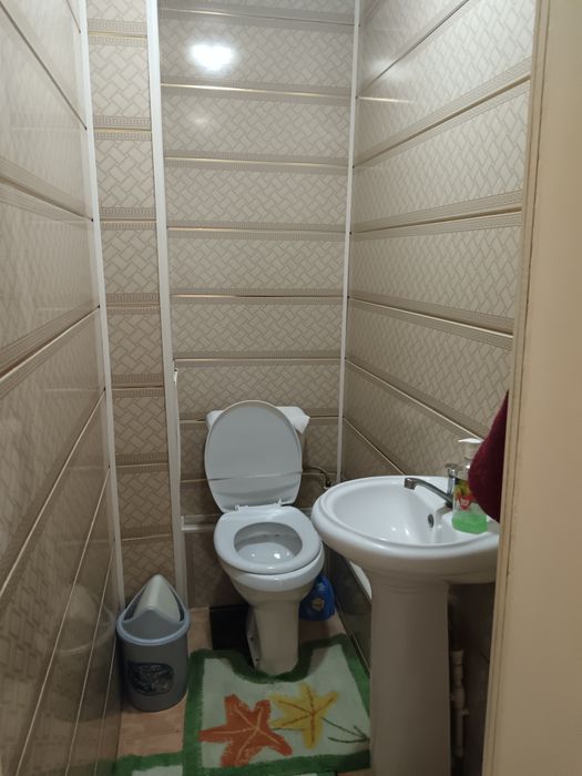 Уй сотилади 4хоналик