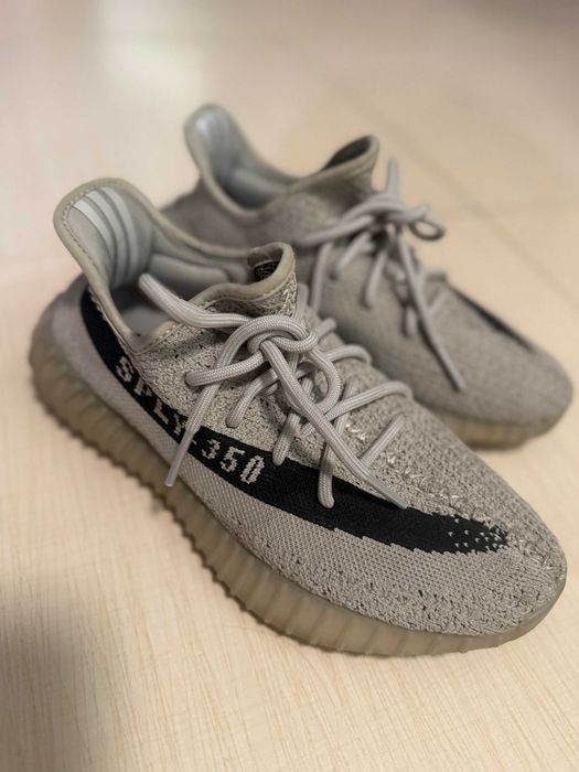 Adidas Yeezy Boost 350 V2 "Beluga 2.0"