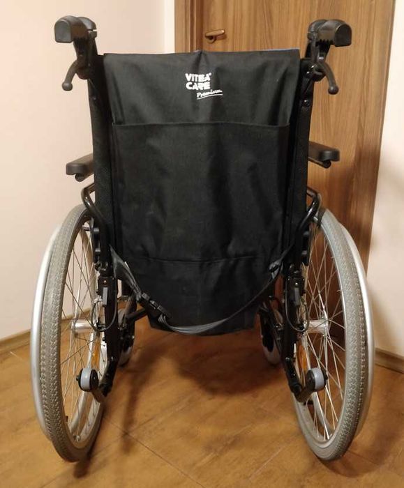 Ръчна инвалидна количка VITEA CARE CAMELEON [VCWK9AC] - 45 см седалка