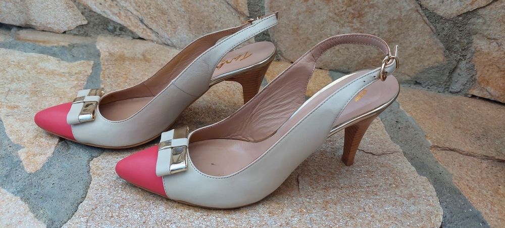 Дамски обувки от естествена кожа - 39 размер.