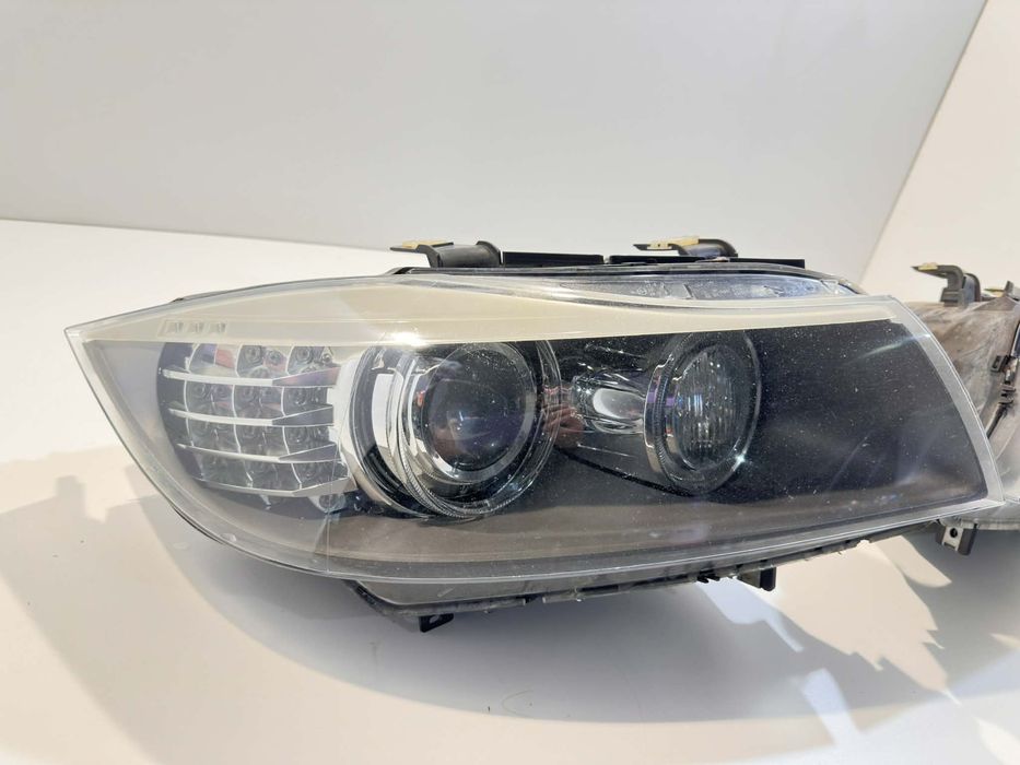 Продаваме фейслифт динамик фарове за БМВ Е90 Е91/ dynamic BMW E90 E91