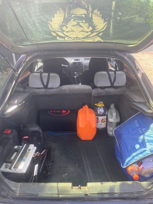 Продается Митсубиси Каризма 95 го года