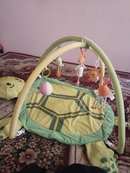 Детский игровой коврик и подушка для кормления