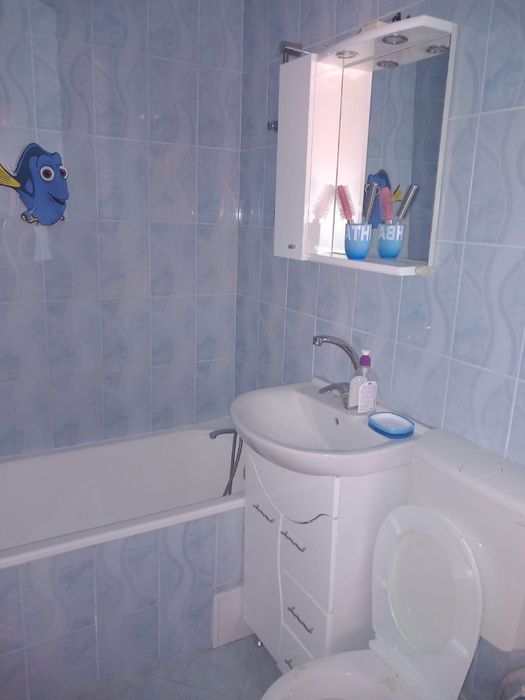 Vand apartament 2 camere  (negociabil)