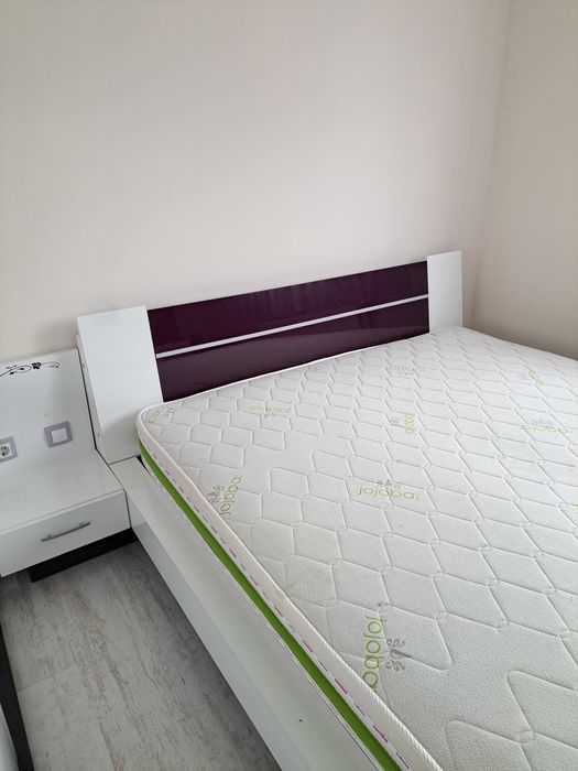 Комплект обзавеждане за спалня