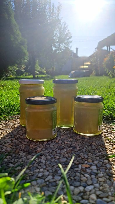 Cremă de brusture naturală