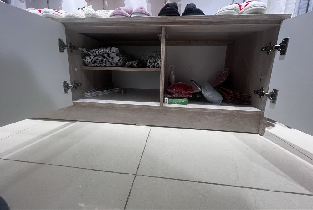 Тумба под телевизор