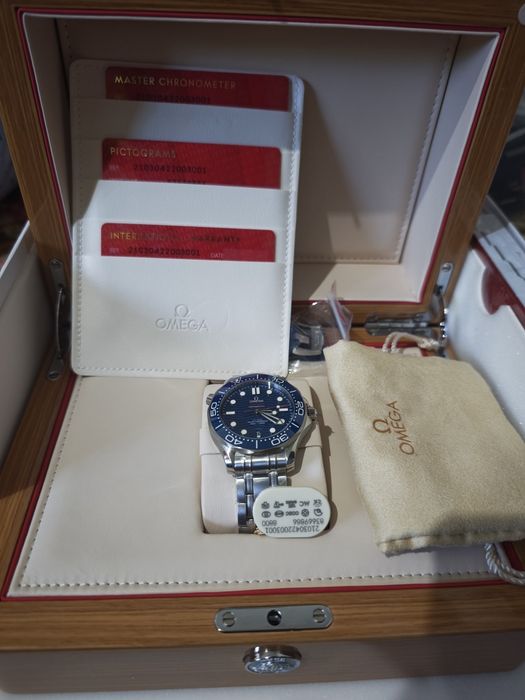 Ceas omega seamaster diver 300
