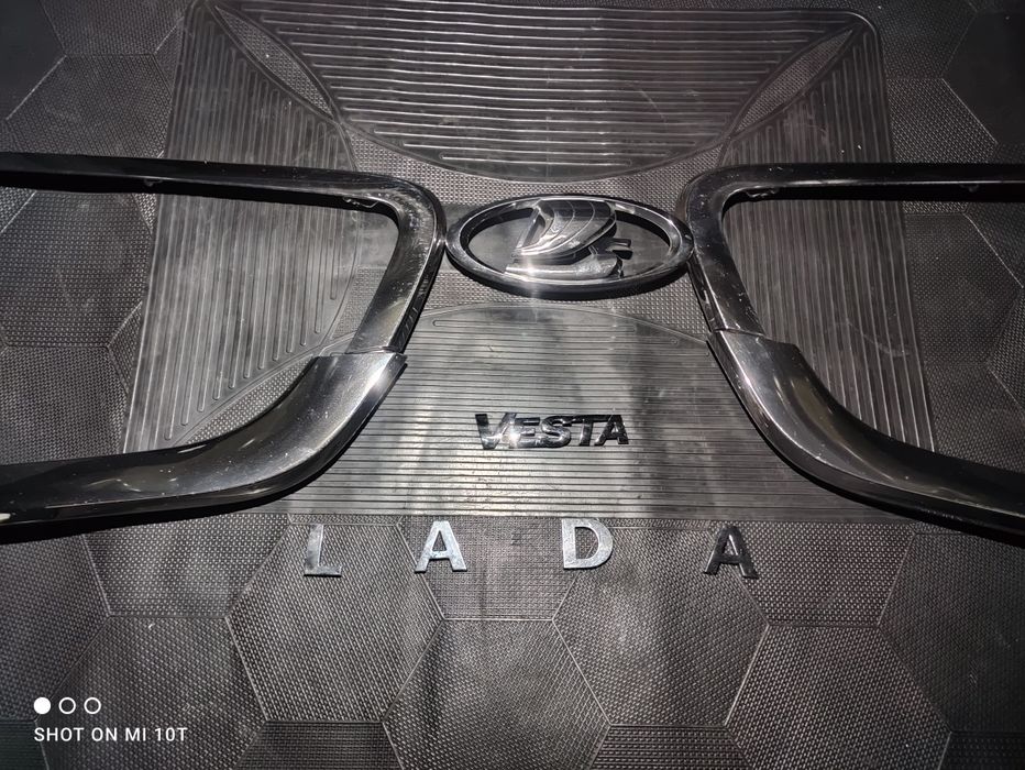 Продам аксессуары от весты хром