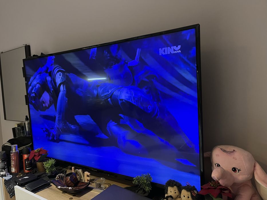 Телевизор 55 инча