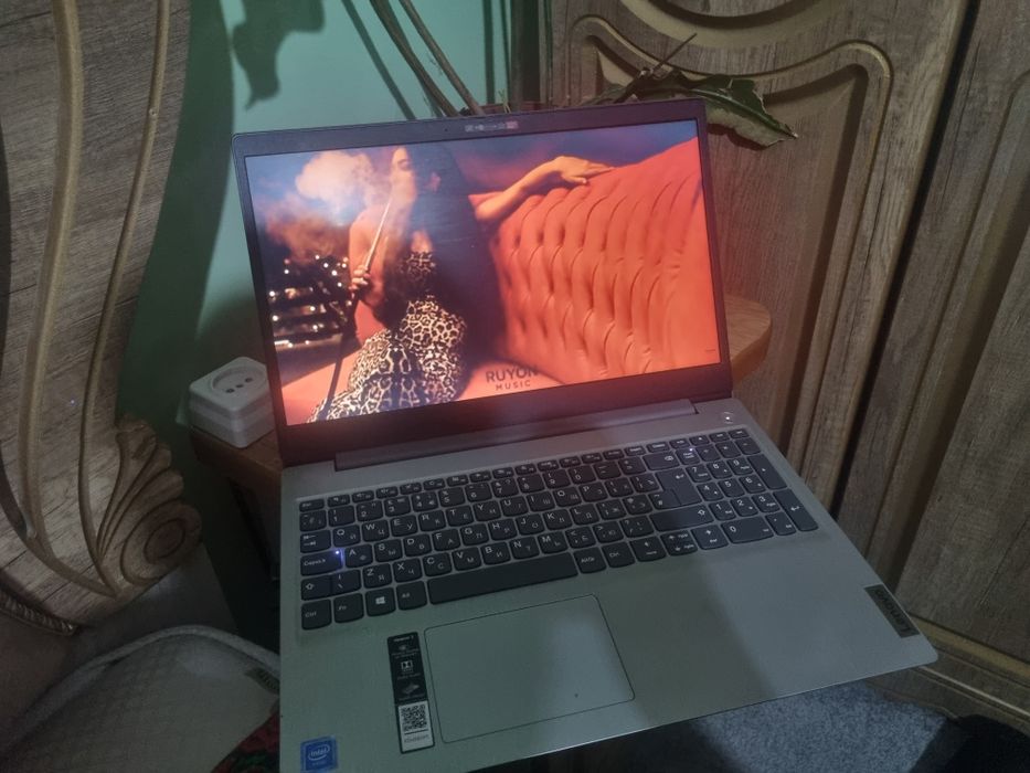 Noutbook Lenove holati alo