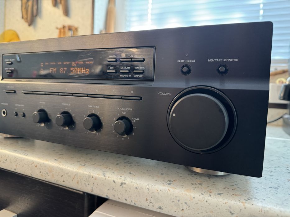 Yamaha RX-497 стерео