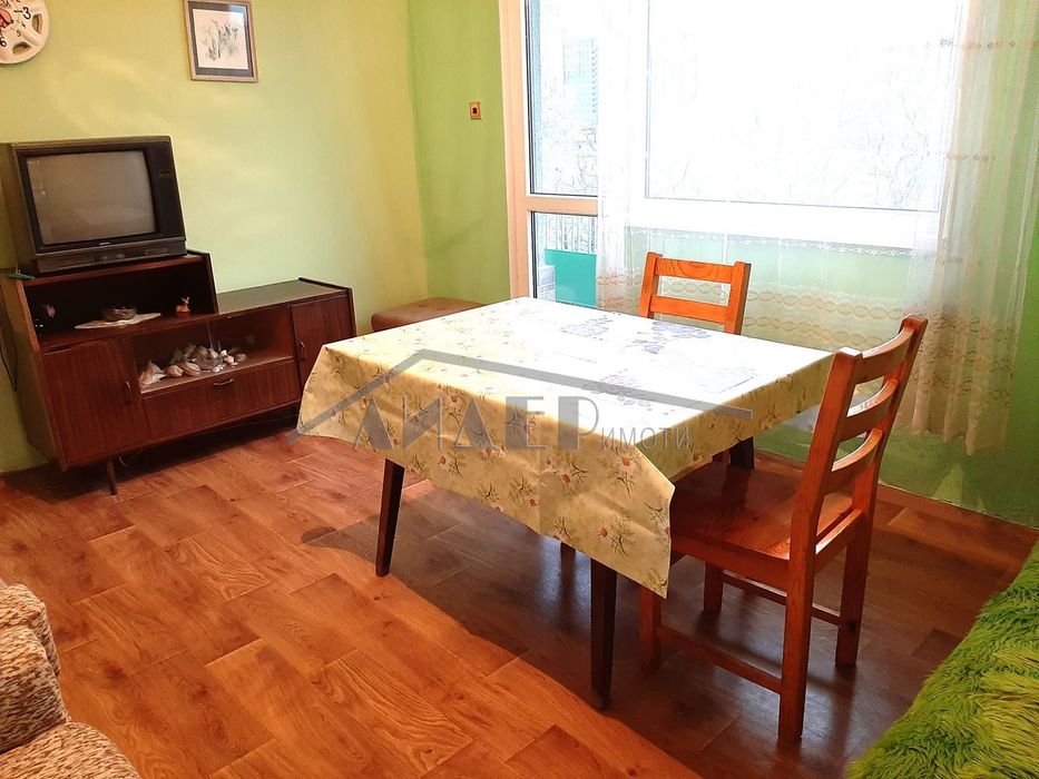 Дава се под наем Тристаен апартамент в Пловдив, Център - 80 кв.м за 346.8 € - Снимка #4