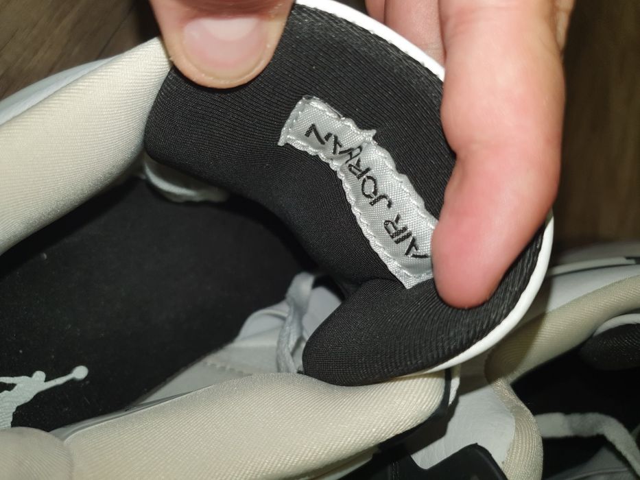 Jordan 4 OG Flight Club