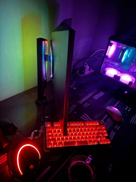 Kompyuter sotiladi ideal cs2 uchun komplekt