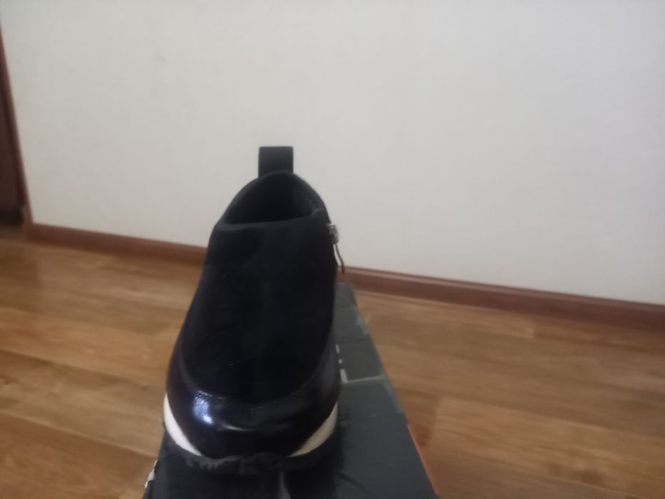 Продам обувь женскую